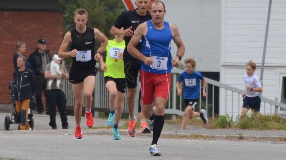 Henrik Nilsson dro rett fra feltet fra start og vant med 2.40 minutts margin. (Foto: Janne Slorafoss)