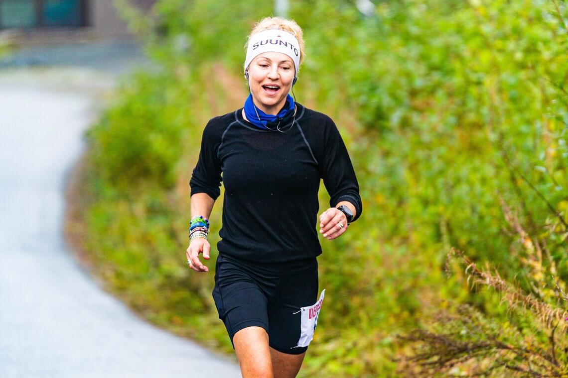 Therese Falk underveis i sitt rekordløp i Stjørdal. (Foto: Eirik Yven)