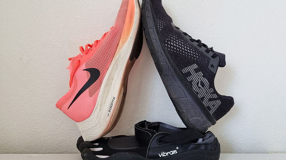 Minimalisten og døgnfluen Vibram Fivefingers har i løpet av de siste ti årene gått på et solid tap for Hokas maksimalister og Nikes ettertraktede konkurransesko. (Foto: Bjørn Johannessen)