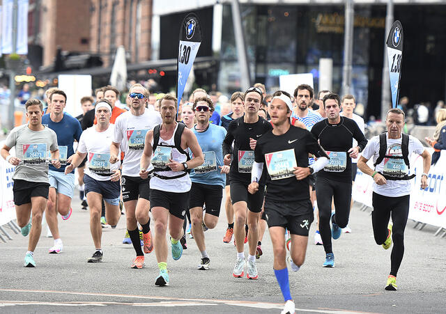 Totalt er det rundt 6000 påmeldte til årets utgave av Oslo Maraton. (Foto: Bjørn Johannessen)