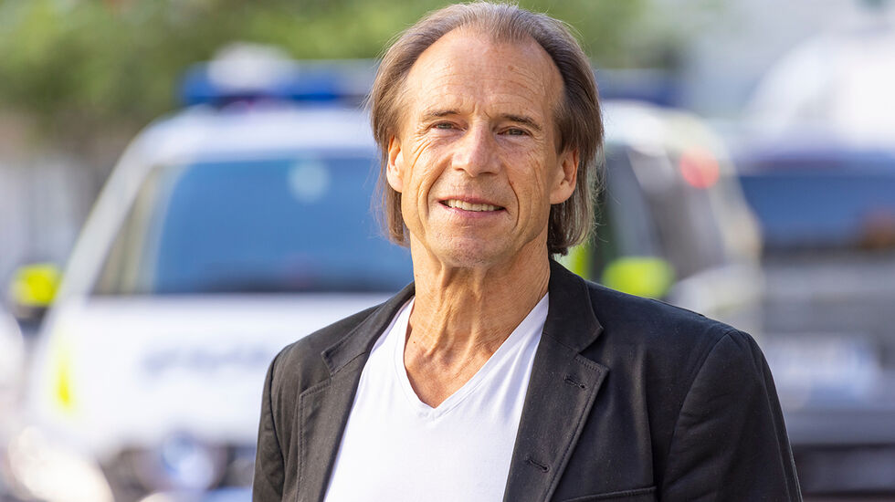 Jan Bøhler trener 2-3 timer daglig og opplever at treninga gir han styrke til å møte dagens stress og vanskeligheter. (Foto: Tor Lindseth)