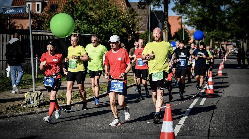 Fra en tidligere utgave av HCA Marathon som for en større del går på brede gater gjennom sentrale deler av Odense by (Foto: HCA Marathon/Lise Myltoft).