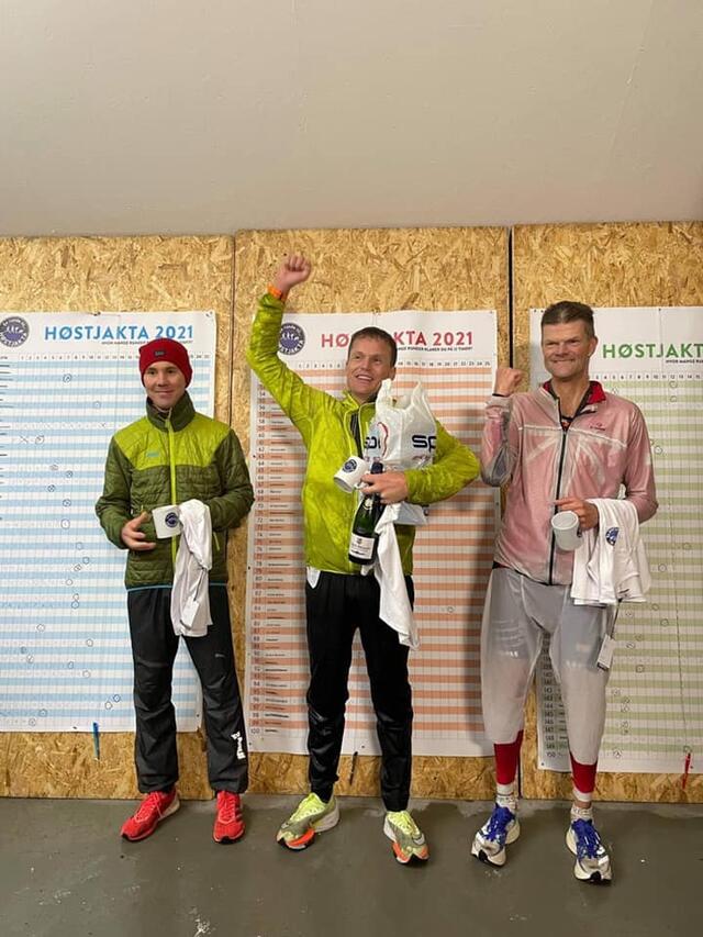 De 3 beste i herreklassen. fra venstre Erland Eldrup, Hallvard Schjølberg og Terje Sandness. Fotograf: Ander Løvik