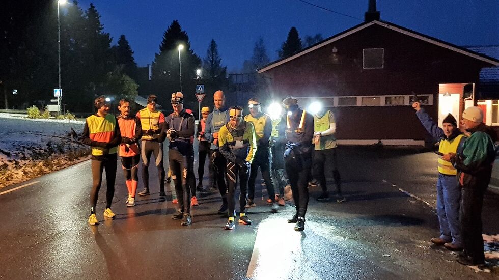 Werner Kahdemann og Einar Behrns (til høyre) skyter i gang en ny sesong for Snøkuten i Byflaten. (Foto: Stein Arne Negård)