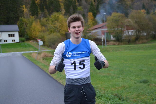 Lars-Martin Melheim løper inn til raskeste tid. Foto: Arrangør