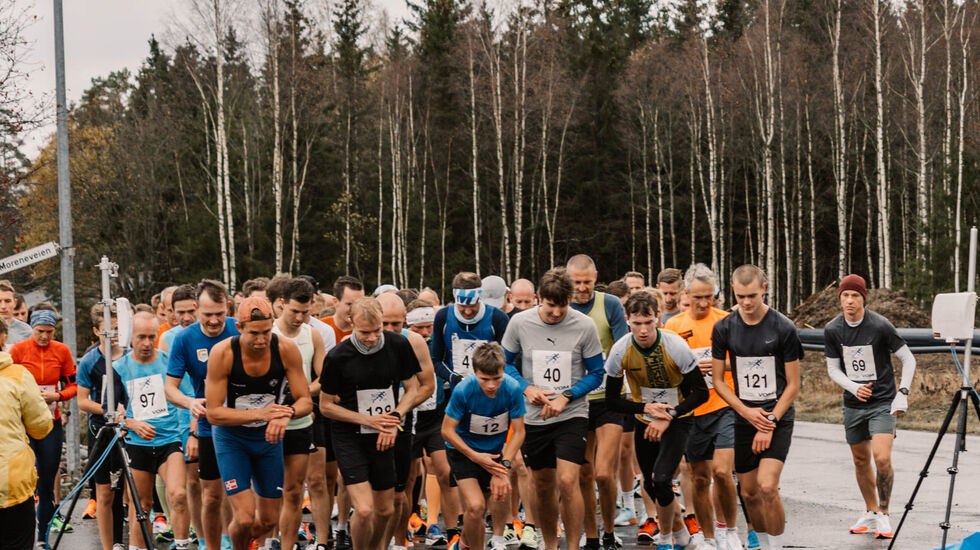 Søndag gikk startskuddet for tidenes første utgave av Slitusprinten - en 10 km kontrollmålt og lettløpt løype. (Alle foto: Andreas Eriksen)