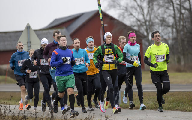 Jessheim Vintermaraton bruker å by på fartsholdere, og i år ligger det også an til varmegrader og bare løyper. (Foto: Bjørn Hytjanstorp)