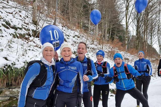 Pause mellom intervalldragene: Cathrine Haugstvedt, Cecilie Ely Randsborg, Jan-Tore Gjervik, Eva Quivey, Bjarne Ludvigsen, Inger Braathen Hansen og Knut Oen. (Foto: Patricia Viviana Alme Flataker) Pause mellom intervalldragene: Cathrine Haugstvedt, Cecilie Ely Randsborg, Jan-Tore Gjervik, Eva Quivey, Bjarne Ludvigsen, Inger Braathen Hansen og Knut Oen. (Foto: Patricia Viviana Alme Flataker)