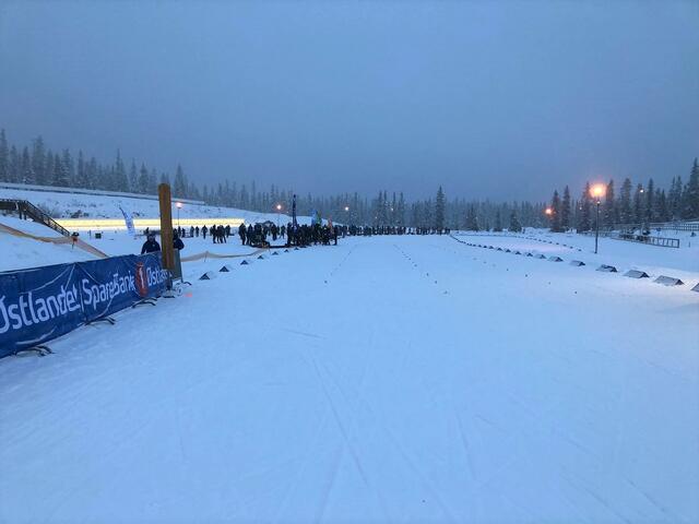 Oppløpet på langrennsarenaen ved Sjusjøen Skisenter på Natrudstilen. (Foto fra arrangørenes facebookside)