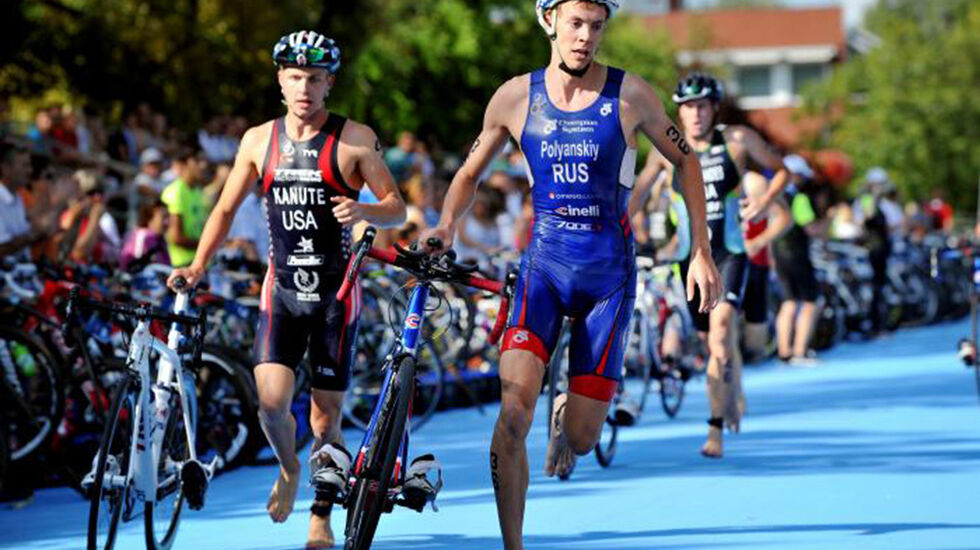 Den russiske triatleten Igor Polyanskiy ble den første utøveren som ble diskvalifisert fra Tokyo etter å ha testet positivt for EPO. Han er utestengt for 3 år. (Foto: World Triathlon)