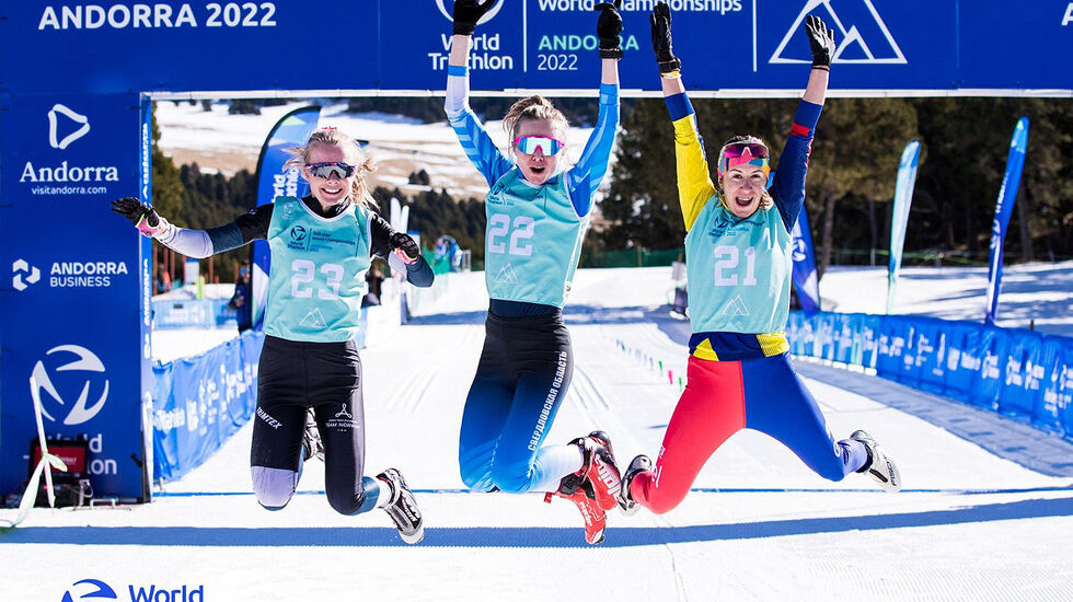De tre beste i klasse elite kvinner: Ine Skjellum, Anna Medvedeva og Maria Luisa Rasina. (foto: arrangør)