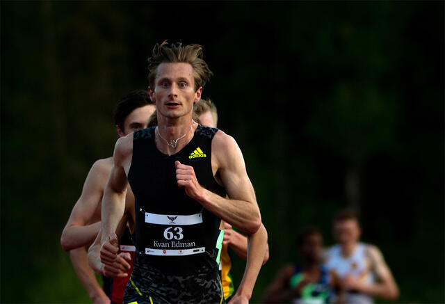 Av norske løpere har bare Jakob og Filip Ingebrigtsen løpt fortere på 1500 m innendørs enn det Ferdinand Kvan Edman nå gjorde. (Arkivfoto: Samuel Hafsahl)