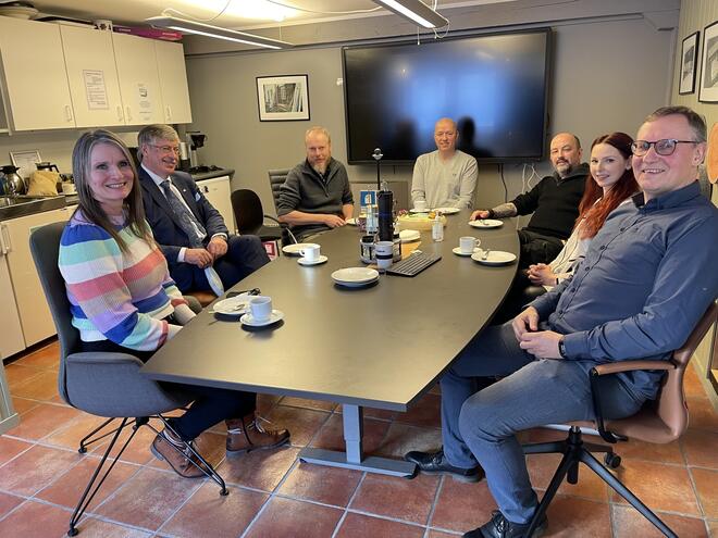 Fra venstre: Monica Strand, Oddbjørn Bang, Narve Refseth, , Øyvind Kjeka, Bjørn Olve Møkkelgård, Ingri Rønning og Knut Kirkaune.