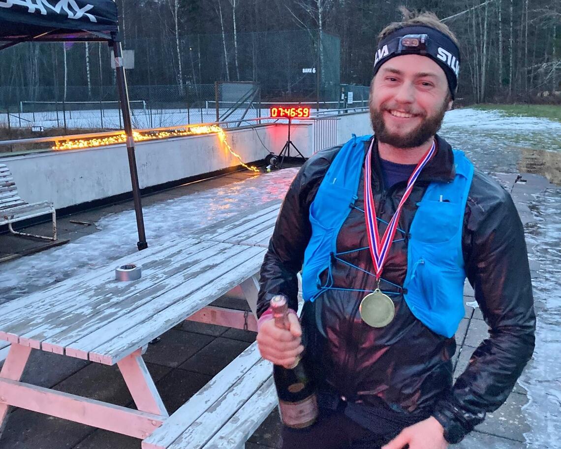 Håkon Nesteby (28) vant Ekeberg Backyard Ultra etter 23 runder på 6,7 km (Foto: Jon Asphjell)