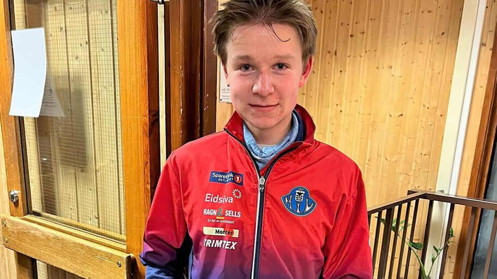 Marcus Danielsen debuterte i Hamarkarusellen og gikk rett i tetposisjon som han beholdt resten av løpet. (Foto: Pål-Erik Langøigjelten)