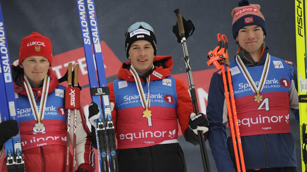 Valerio Grond fra Sveits (midten) vant foran Denis Filimonov fra Russland (til venstre) og Magnus Øyaas Håbrekke fra Norge. (Foto: Norges Skiforbund)
