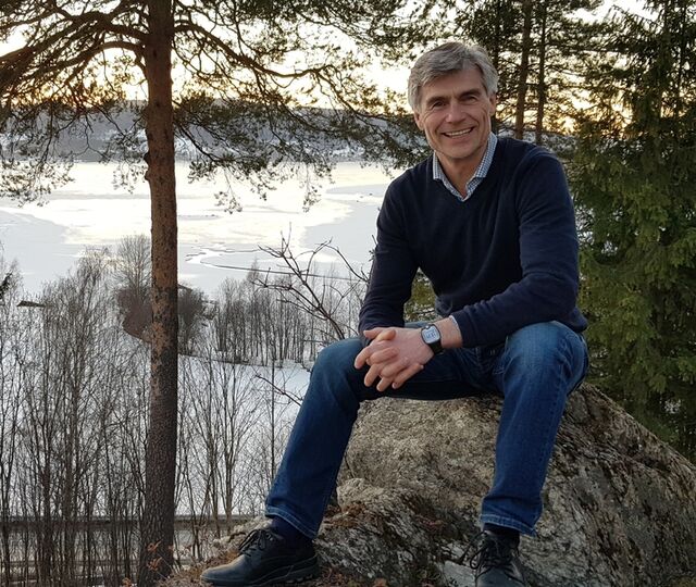 Inviter medarbeiderne opp på balkongen