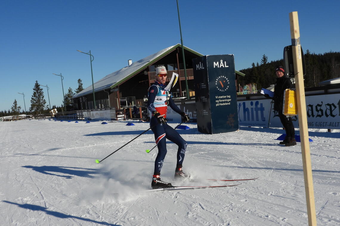 Jørgen Baklid gikk først ut og vant  H21