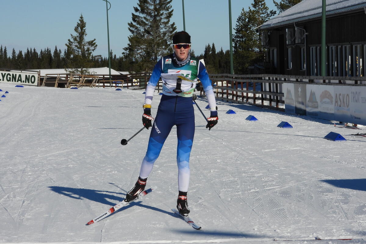 Jenny Baklid i mål nr. 2 D21