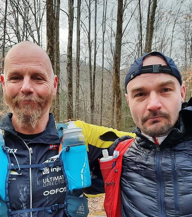 Leif Abrahamsen (til venstre) og Thomas Øderud er klare for det mest mystiske av alle ultraløp - Barkley Marathons - der bare unntaksvis noen klarer å fullføre. (Foto: Anita Kråkmo)
