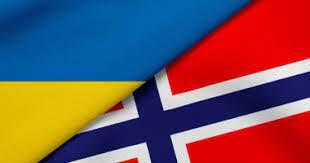 ukraina og norsk flagg