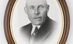 Olav J. Åsland, 1935-1941