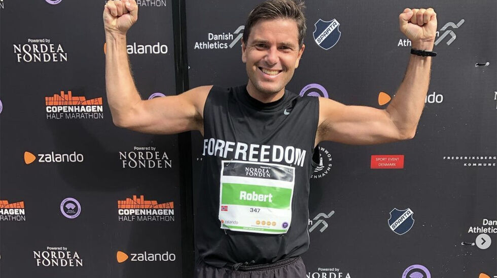 Robert har akkurat løpt 1:12:36 på halvmaraton i København. I senere tid har han senket sin pers ytterligere. (Foto: Hisdals Instagramkonto)