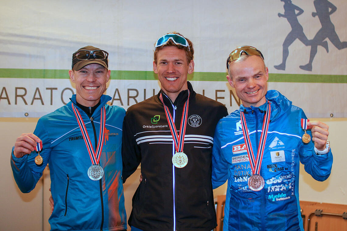 Premiepallen menn 100 km: Jo Inge Norum, Sebastian Conrad Håkansson og Bjørn Tore Kronen Taranger. (Alle foto: Arne Dag Myking)