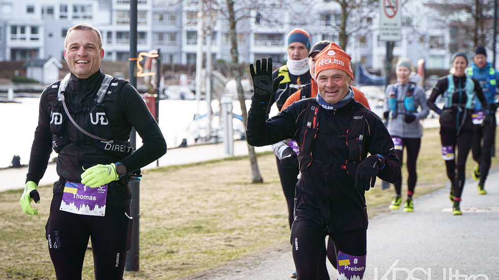 KRS Ultra var tilbake etter to år med avlysninger. Her løper Thomas Hallenberg (t.v.) og Preben Valbjørn. Begge hadde tatt turen fra Danmark. (Foto: KRS Ultra / Thomas Øderud)