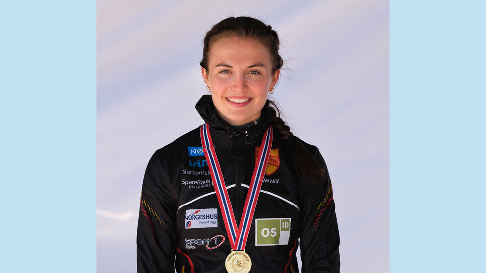 Ingeborg Østgård tok gullmedaljen under NM Terrengløp i Trondheim. (Foto: Roger Midtstraum)