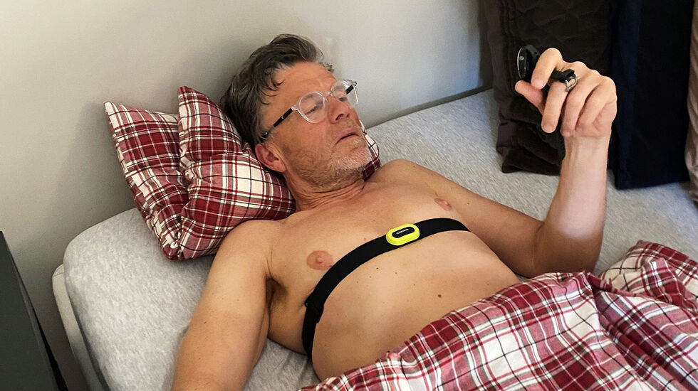 Å sjekke hvilepulsen – og ta hensyn til den – er et av Cato Thunes nå ikke lenger så hemmelige våpen. (Foto: privat)