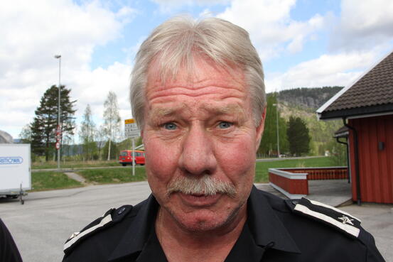 Varabrannsjef i Setesdal brannvesen IKS, Olav Nese, er klar for øving på Hovden torsdag 19. mai.