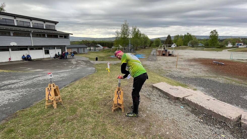 Henning Wernøe målstempler. (Foto: Unn Mette Kloppbakken)