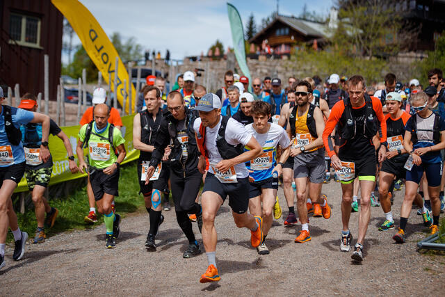 Start 50 km i Ecotrail Oslo 2022.