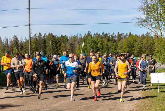 1. mai arrangeres det i år løp i alle landets Parkrun. Her fra et løp i Ekeberg parkrun i Oslo i fjor. (Foto: Helge Øgård Meisal)