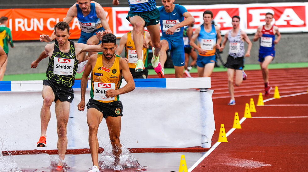 Jacob Boutera har levert flere gode hinderløp i år, og her ser vi han i aksjon under Trond Mohn Games. (Foto: Arne Dag Myking)