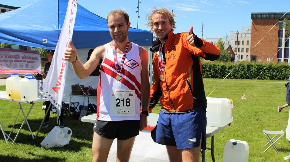 Henrik Nilsson og Thomas Asgautsen var i en klasse for seg på 10 km. (Foto: Heidi Aarstad)