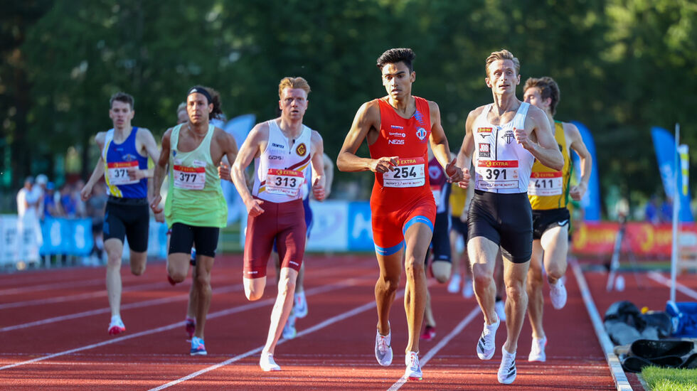 Mats Hauge, Kristoffer Sagli og Ferdinand Kvan Edman tok seg alle greit til finalen på 1500 meter. (Alle foto: Samuel Hafsahl)