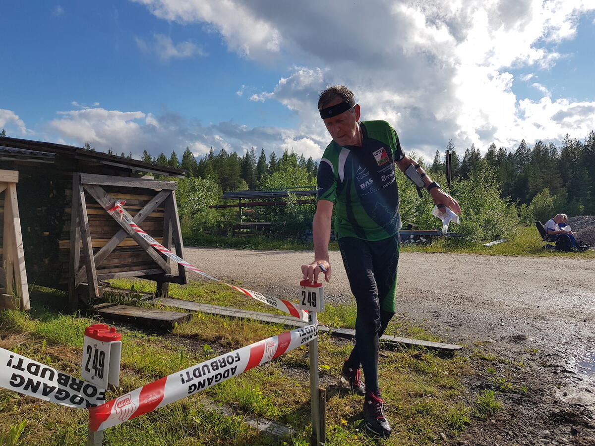 Odd Arne Blystad maalstempler