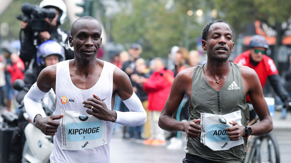 Eliud Kipchoge og Guye Adola fra Berlin Marathon i 2017. (Foto: photorun.net)