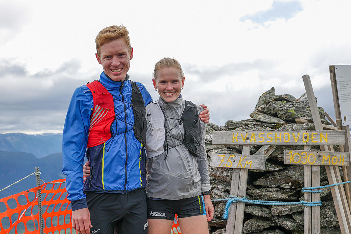 Karoline Holsen Kyte og Halfdan-Emil Færø deltok sammen med Stian Agermund i motbakkeløp ved foten av Mont Blanc. Alle bekreftet solid form og gode løp. (Foto: Arne Dag Myking).