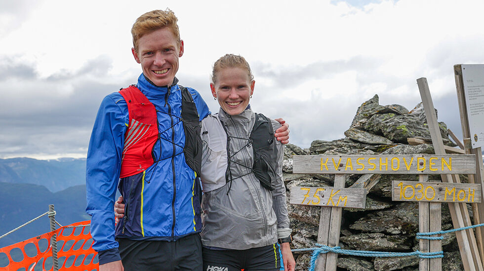Karoline Holsen Kyte og Halfdan-Emil Færø deltok sammen med Stian Agermund i motbakkeløp ved foten av Mont Blanc. Alle bekreftet solid form og gode løp. (Foto: Arne Dag Myking).
