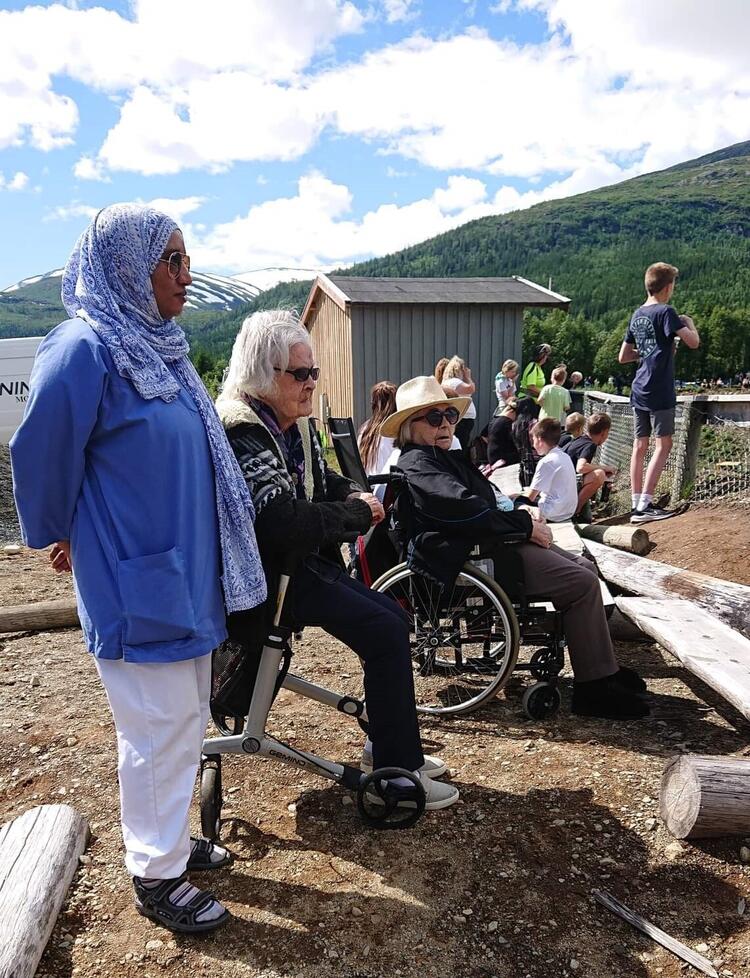 Limya Hassan Abdullah, Louise Herring og Sigrid Kapskarmo.