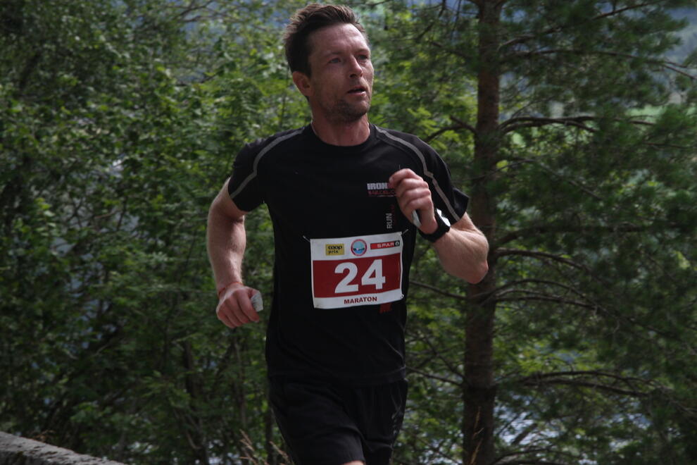 Odd Arne Engesæter fra Bergen vant dagens maratondistanse. Foto: Marit Ryland