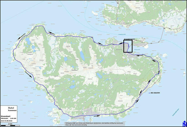 Helmaratonløypa i Hadsel Maraton følger kystlinja rundt øya.