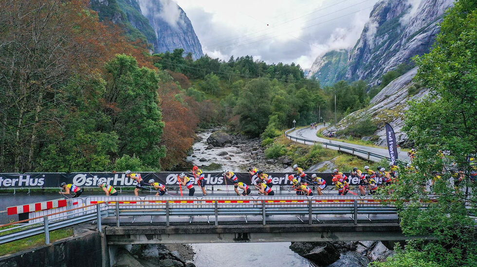 Det er like før brattbakkene begynner for et av felta i Lysebotn Opp. (Foto: BLINK / Nanco F.S. Hoogstad