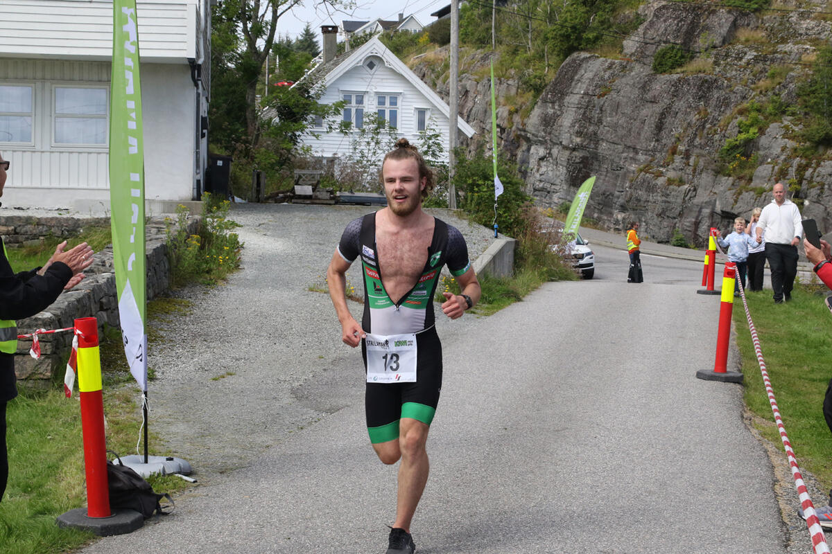 Leander Nedreaas inn til seier