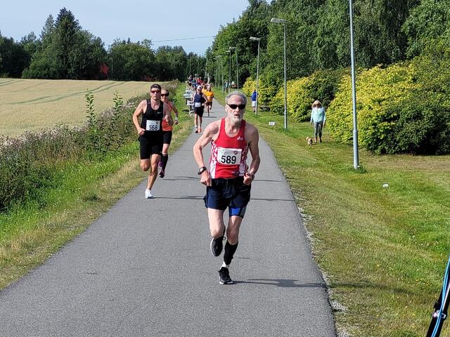 Øystein Syversen i aksjon i Perseløpet søndag. (Foto: Bjørn Saksberg)