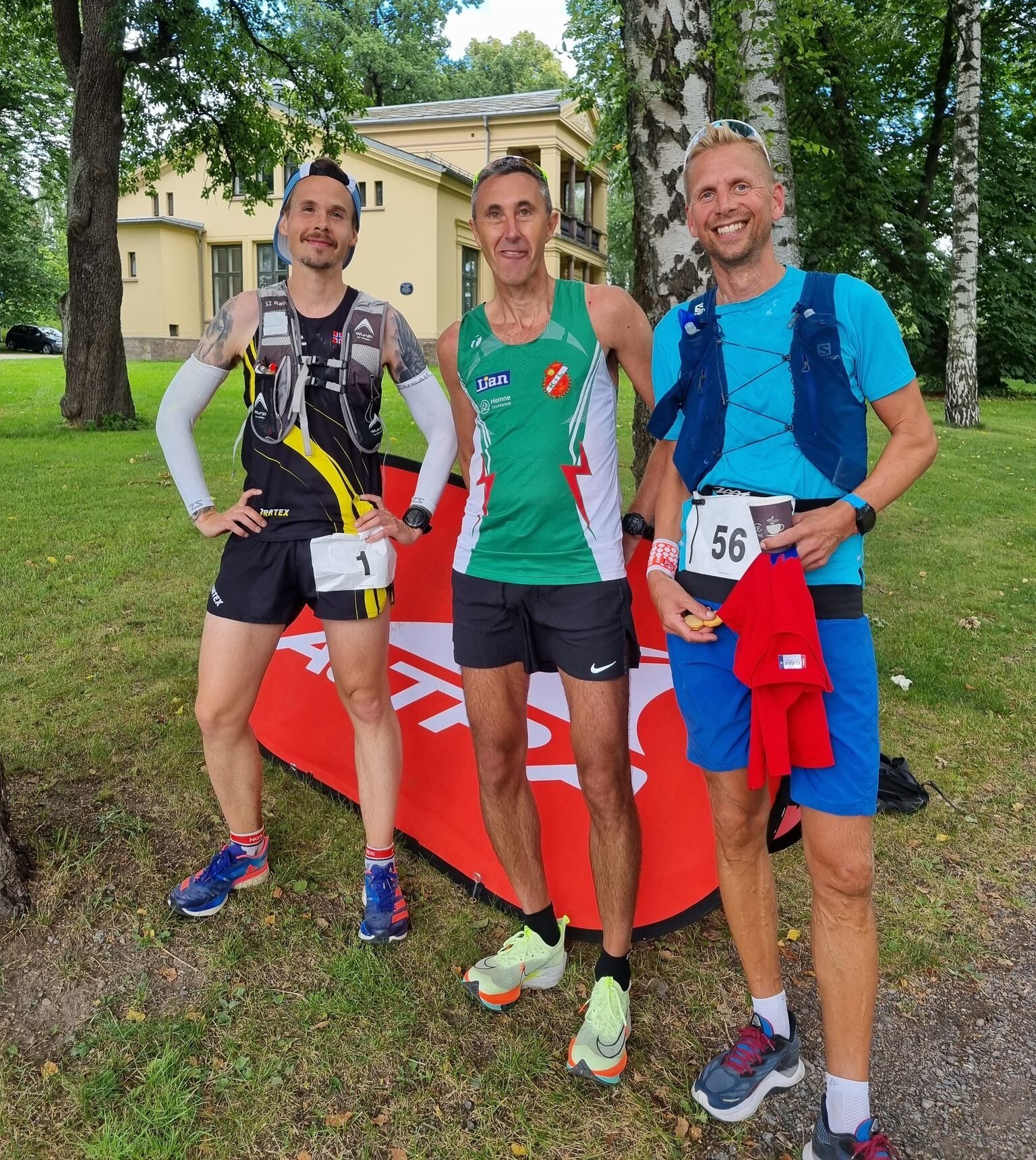 Magnus Thorud, Geir Hansen og Jonas Resare - topp3 80 km.jpg