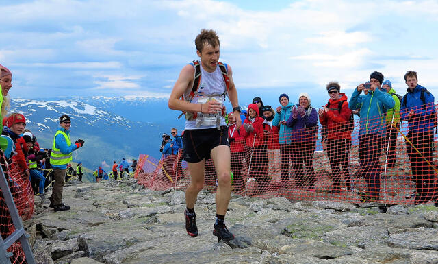 Stian Angermund mot mål i 2015 til den nest sterkaste tida av ein nordmann i Skåla Opp. (Foto: Christian Prestegård)